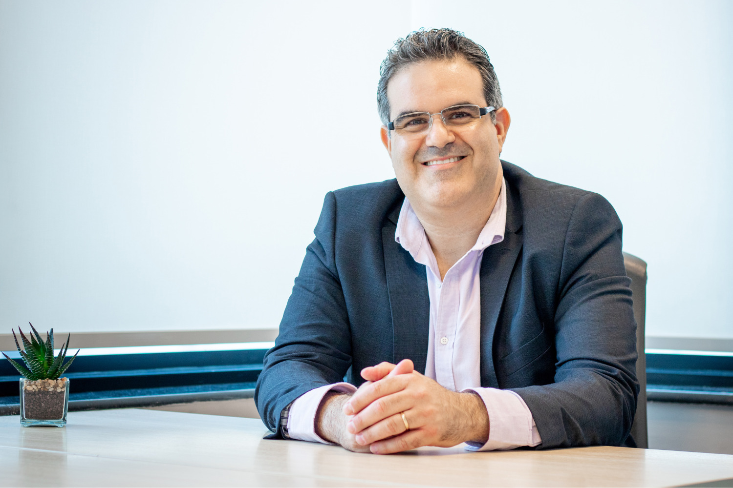 Colaboração do Ministério da Saúde, Robbu e Metta