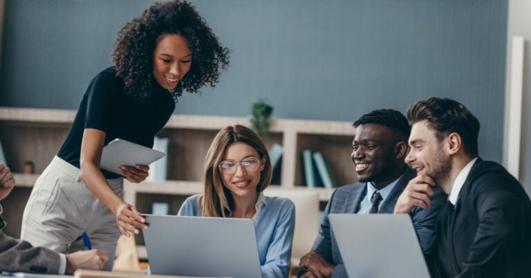 vagas, oportunidade, centro de serviço compartilhado, talento, tecnologia